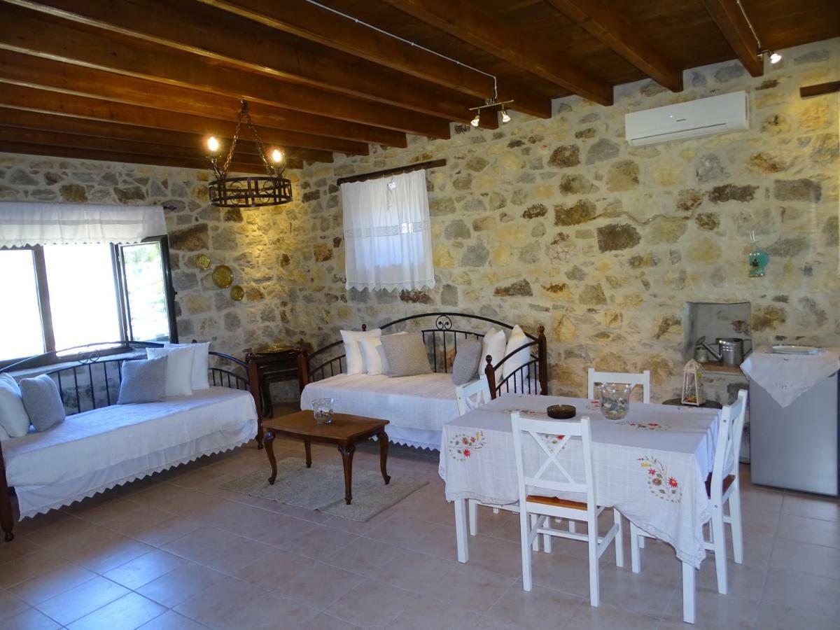 Chris House Villa Sapsila Bagian luar foto